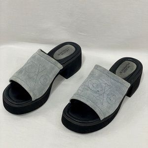 HUSH PUPPIES suede mules
